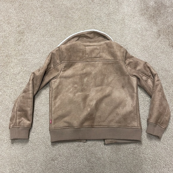 Levi’s women brown suede Sherpa trucker jacket. Small - Picture 6 of 9
